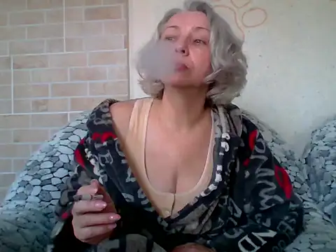 Lorie Carrie online show from April 22, 2026, 8:32 am