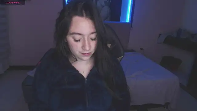 Andrea Ramos online show from March 7, 2025, 8:45 am