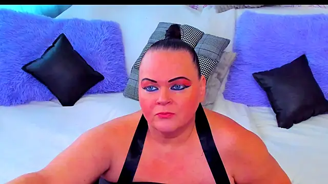 MilanaBiegert online show from November 18, 2025, 9:23 am