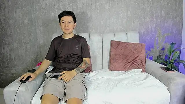 appocalypsee online show from March 13, 2025, 12:16 am