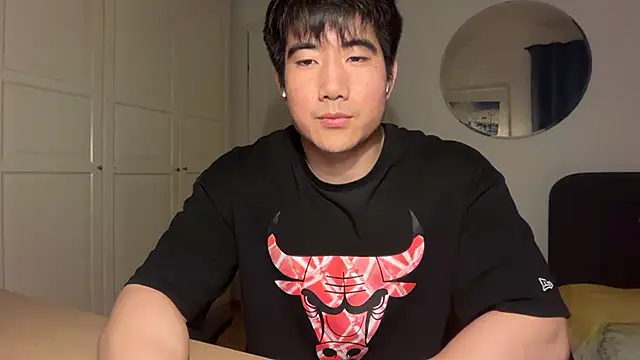 jungcock3210 online show from January 18, 2026, 3:48 pm