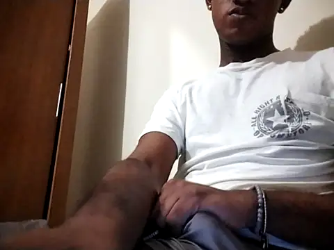 eirdxxx online show from December 16, 2025, 5:00 am