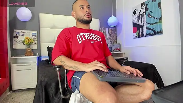 THIAGOXBIG online show from March 10, 2025, 8:23 pm