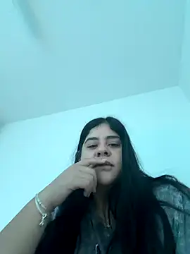 lunashanty online show from December 19, 2025, 7:16 pm
