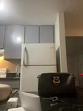 lolabun247 online show from March 10, 2026, 3:43 am