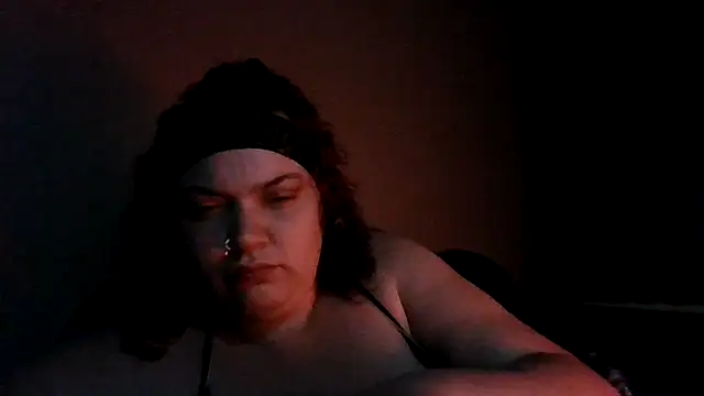 Snapshot of lolabun247 chatting on May 20, 2026, 4:53 am lolabun247 online show from May 20, 2026, 4:53 am