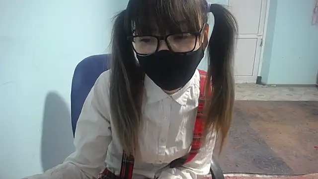 elllaaxx online show from December 4, 2025, 3:49 am