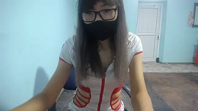 elllaaxx online show from September 28, 2025, 3:57 am