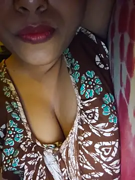 sexyindi couple online show from July 29, 2026, 6:40 pm