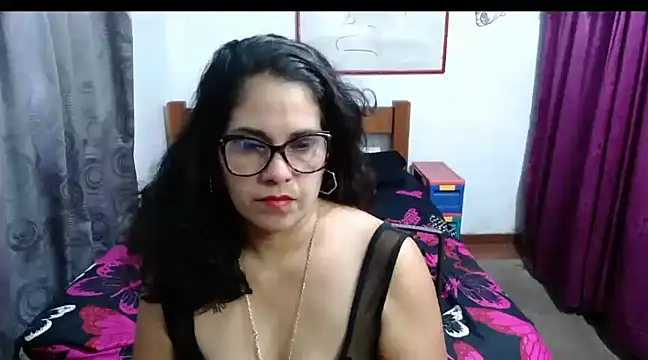 Mistresskloe01 online show from December 12, 2024, 12:44 pm