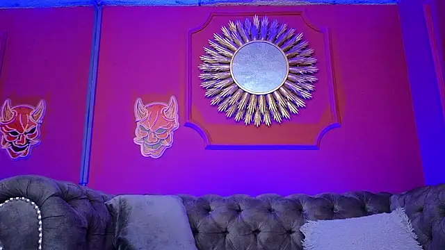 Snapshot of Julieta_Russell chatting on March 24, 2026, 11:43 am Julieta Russell online show from March 24, 2026, 11:43 am