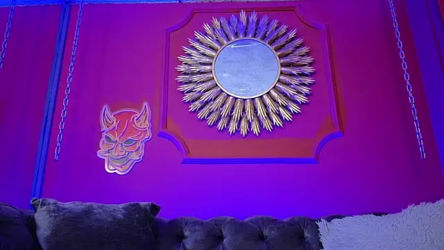 Snapshot of Julieta_Russell chatting on April 14, 2026, 11:59 am Julieta Russell online show from April 14, 2026, 11:59 am