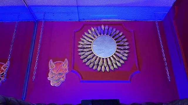 Snapshot of Julieta_Russell chatting on March 21, 2026, 11:47 am Julieta Russell online show from March 21, 2026, 11:47 am