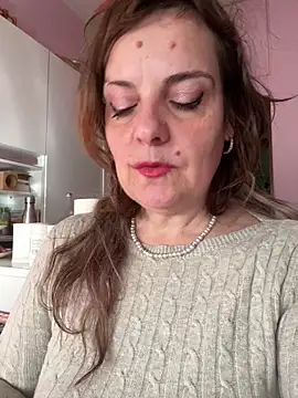 Snapshot of Sunbelxx chatting on February 13, 2026, 8:36 am Sunbelxx online show from February 13, 2026, 8:36 am