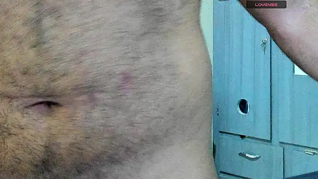 Big furry bear13 online show from March 23, 2025, 6:37 am