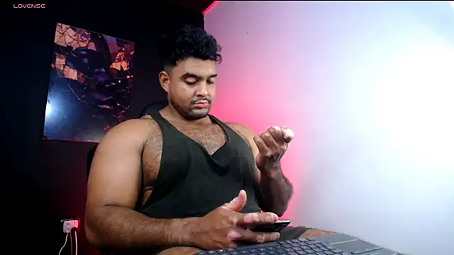 Big furry bear13 online show from January 16, 2026, 9:35 am