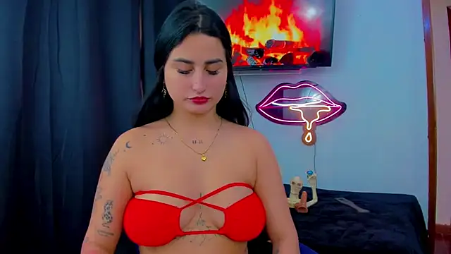 sunshine uwu22 online show from March 11, 2026, 6:46 pm