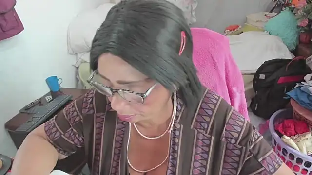 Mrs mommy  online show from April 14, 2026, 4:45 pm