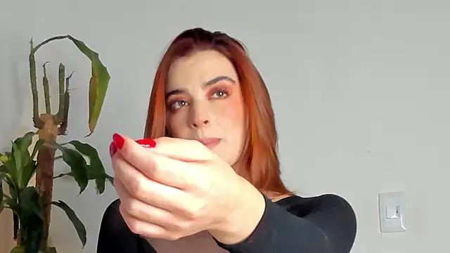 Bellacrox online show from March 19, 2026, 2:33 am