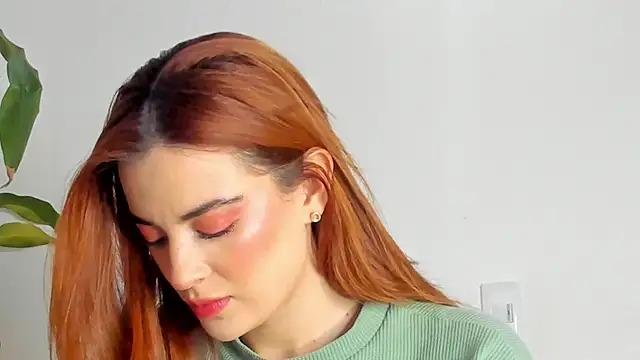 Bellacrox online show from March 3, 2026, 10:28 pm