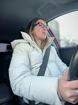 HotXMom online show from March 22, 2025, 4:14 am