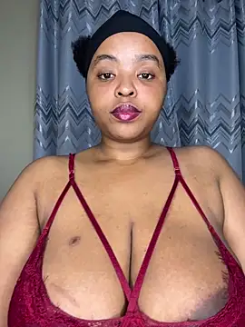 Linahlove online show from March 26, 2026, 8:40 pm