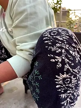 Snapshot of Ishikarana chatting on November 13, 2025, 1:53 am Ishikarana online show from November 13, 2025, 1:53 am