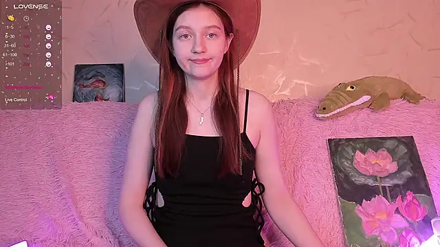 Snapshot of Ksuhesa chatting on March 3, 2025, 1:23 pm Ksuhesa online show from March 3, 2025, 1:23 pm