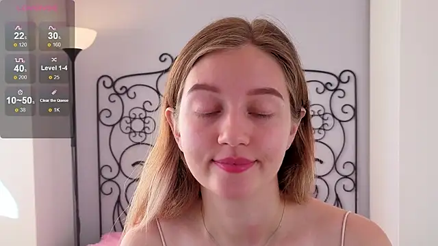 Snapshot of Ksuhesa chatting on October 25, 2025, 3:28 am Ksuhesa online show from October 25, 2025, 3:28 am