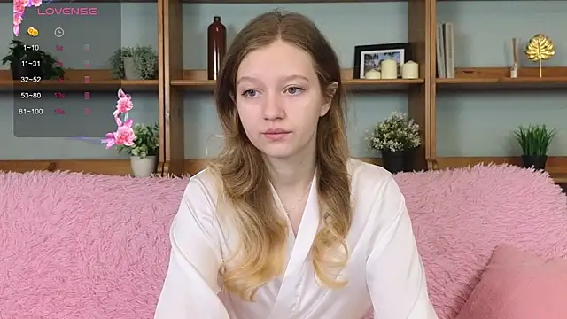 Ksuhesa online show from November 25, 2025, 1:17 am