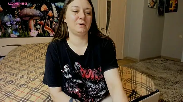 AlisaBacker online show from October 8, 2025, 2:18 pm