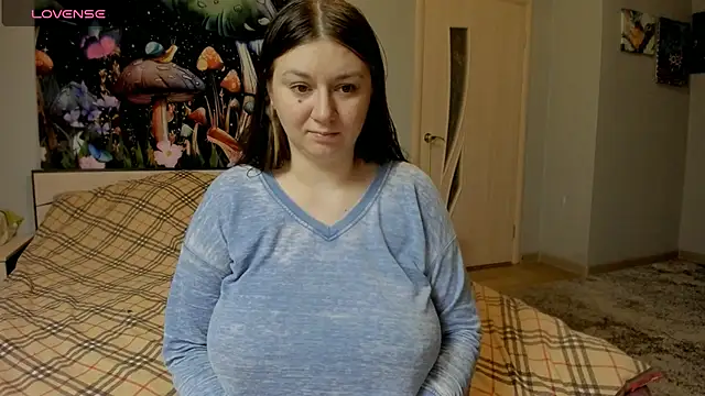 AlisaBacker online show from October 20, 2025, 2:39 pm