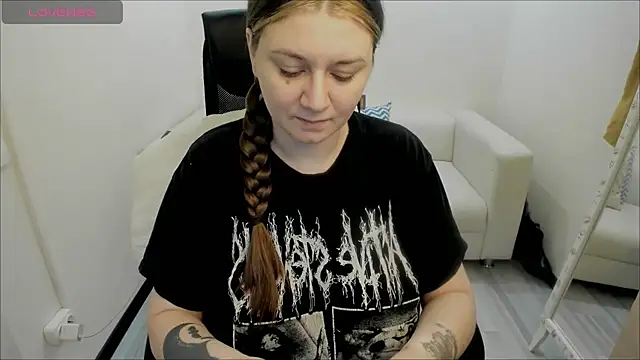 AlisaBacker online show from January 3, 2025, 9:57 pm