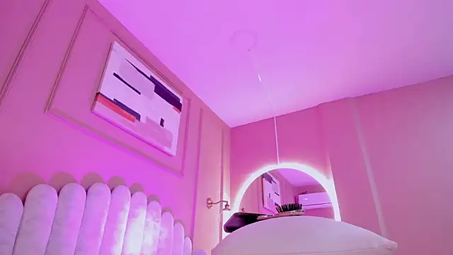 lia ass  online show from February 13, 2026, 10:37 am