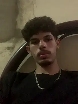 jaozinMg online show from December 3, 2025, 8:52 pm