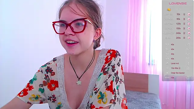 Sarah HS online show from March 6, 2025, 11:36 am