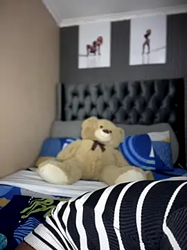 Candy-Heart online show from October 5, 2025, 3:30 am