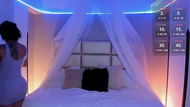 kristen kassi online show from October 8, 2025, 11:01 am