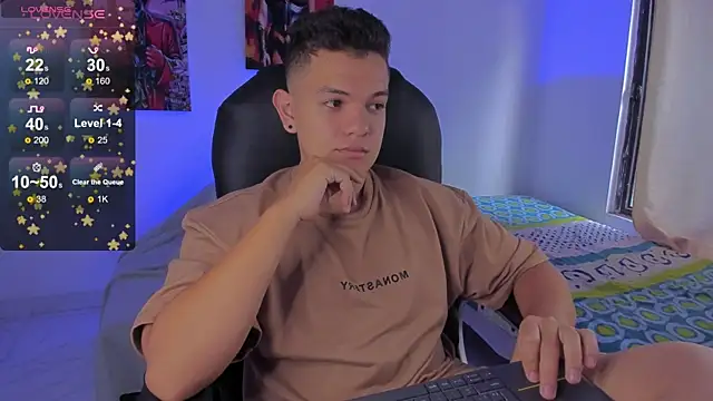 Snapshot of Dunkan_Kravitz chatting on September 16, 2025, 11:55 am Dunkan Kravitz online show from September 16, 2025, 11:55 am