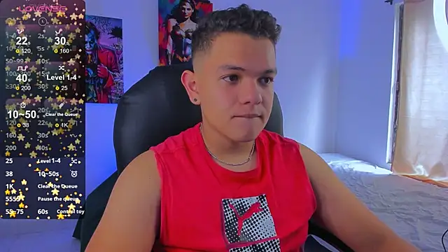 Snapshot of Dunkan_Kravitz chatting on October 13, 2025, 1:34 pm Dunkan Kravitz online show from October 13, 2025, 1:34 pm