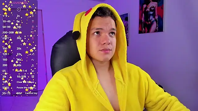 Snapshot of Dunkan_Kravitz chatting on November 17, 2025, 11:53 pm Dunkan Kravitz online show from November 17, 2025, 11:53 pm