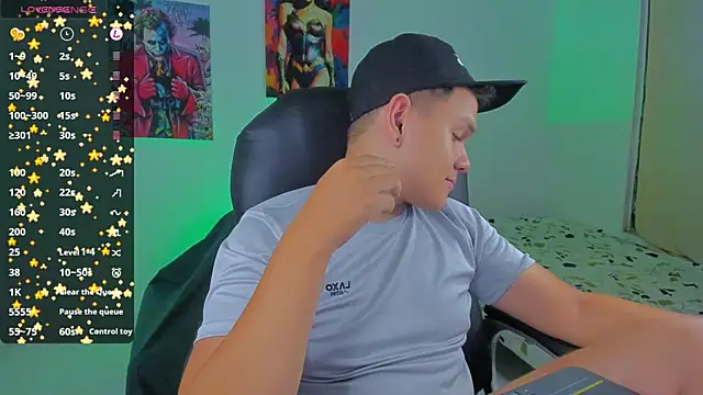 Snapshot of Dunkan_Kravitz chatting on October 31, 2025, 3:14 am Dunkan Kravitz online show from October 31, 2025, 3:14 am