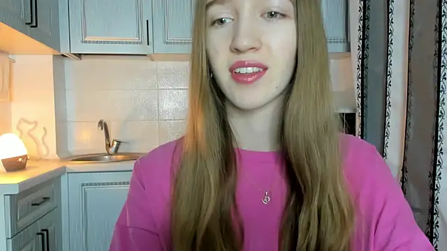 Snapshot of leslie_my_lovee chatting on November 28, 2025, 5:18 am leslie my lovee online show from November 28, 2025, 5:18 am