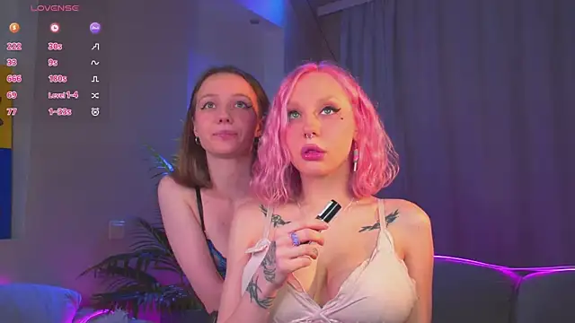 Kinky Girls online show from January 28, 2025, 12:00 pm