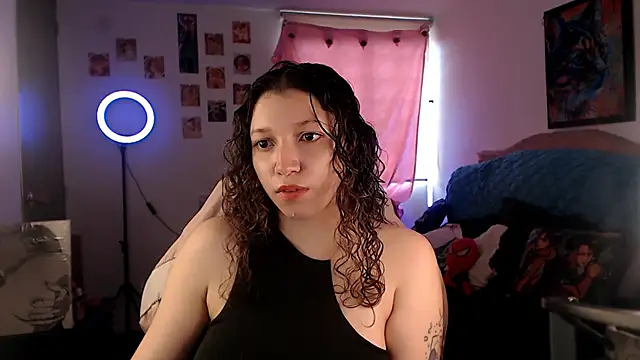 AllyDonfort online show from April 15, 2026, 9:04 pm