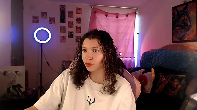 AllyDonfort online show from April 8, 2026, 9:49 pm