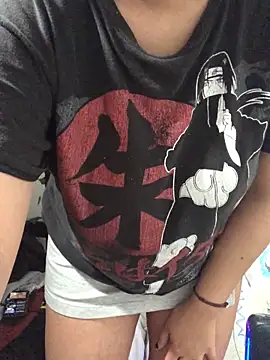 Snapshot of KesshoOppaii chatting on February 5, 2025, 2:29 am KesshoOppaii online show from February 5, 2025, 2:29 am