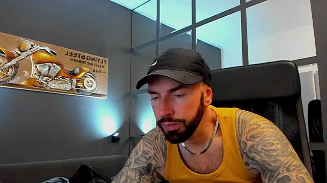 AronGrant online show from November 28, 2025, 10:26 am