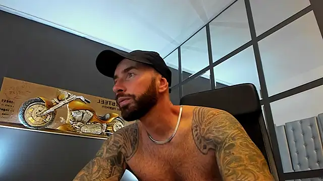 AronGrant online show from September 15, 2025, 10:05 am