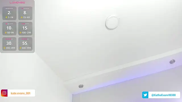 Snapshot of kate_evans1 chatting on March 7, 2025, 1:07 pm kate evans1 online show from March 7, 2025, 1:07 pm